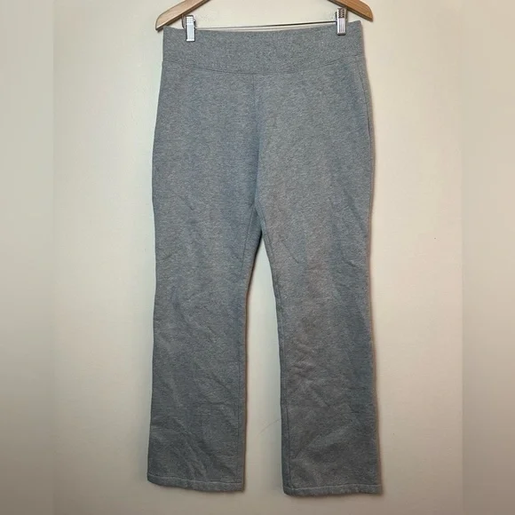 Community Size M - Picture 1 of 8